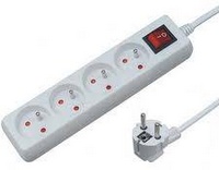 STEKKERBLOK 4-VOUDIG MET SCHAKELAAR SNOER 3 METER 3x1,5 16A WIT